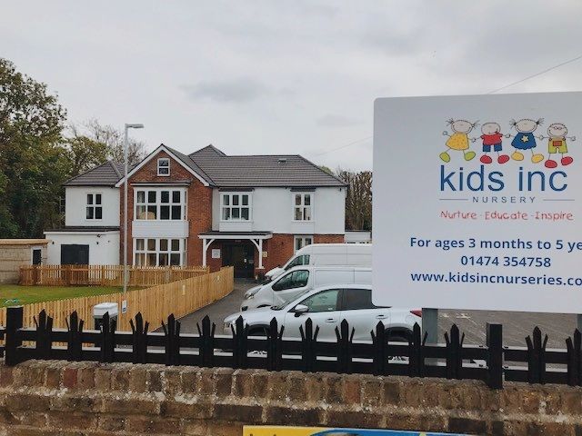 Kids Inc sign shot