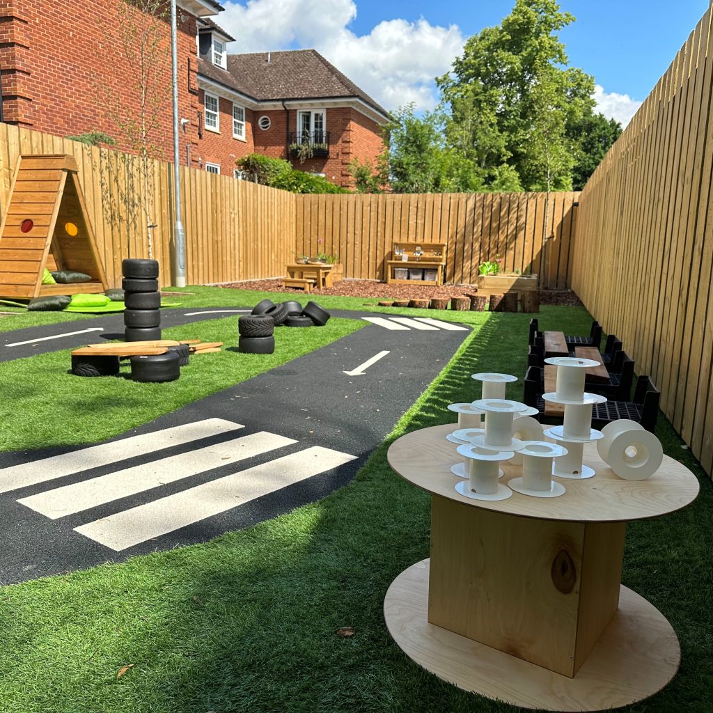 Kids Inc Nurseries Welwyn Garden City's back garden.